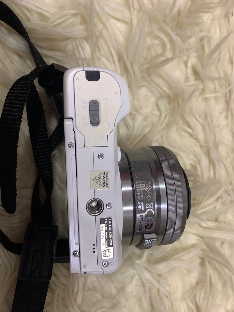 Sony a5100 camera, Photography, Cameras on Carousell