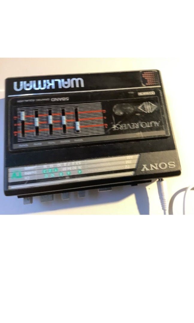 Sony Walkman 壞parts, 電子遊戲, 遊戲機配件, 手掣 Carousell