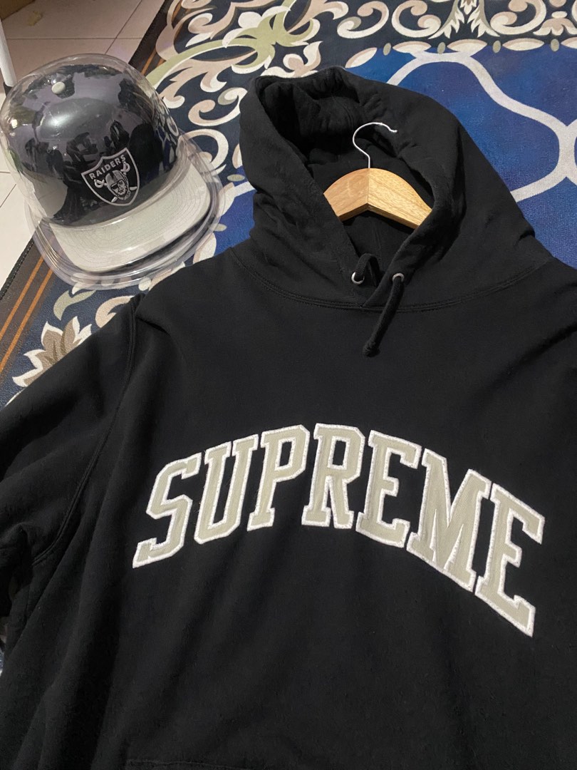 Supreme x raiders hoodie store