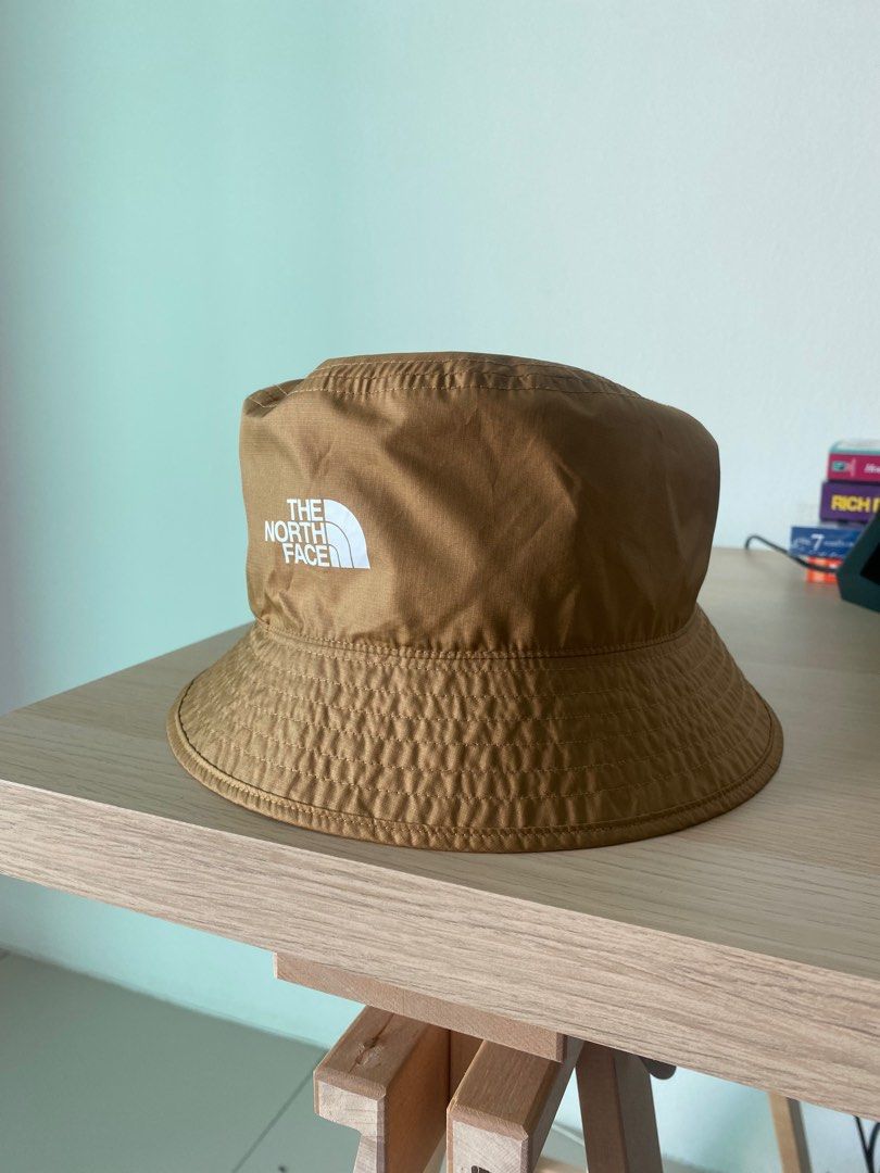 The North Face Bucket Hat, Men's Fashion, Watches & Accessories, Cap ...