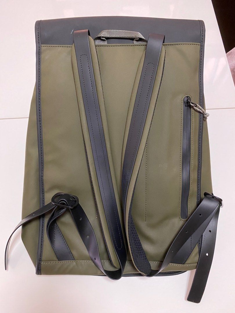 topologie Satchel Slim backpack, 男裝, 袋, 背包- Carousell