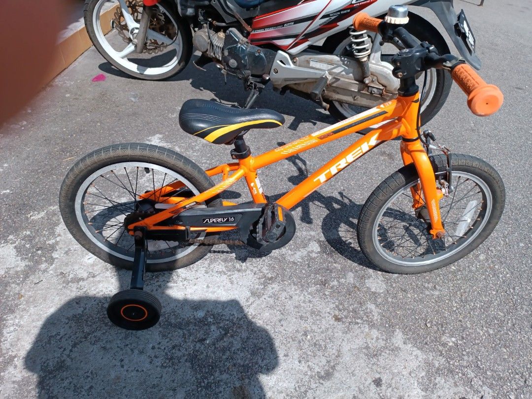 Trek superfly 16 inch top