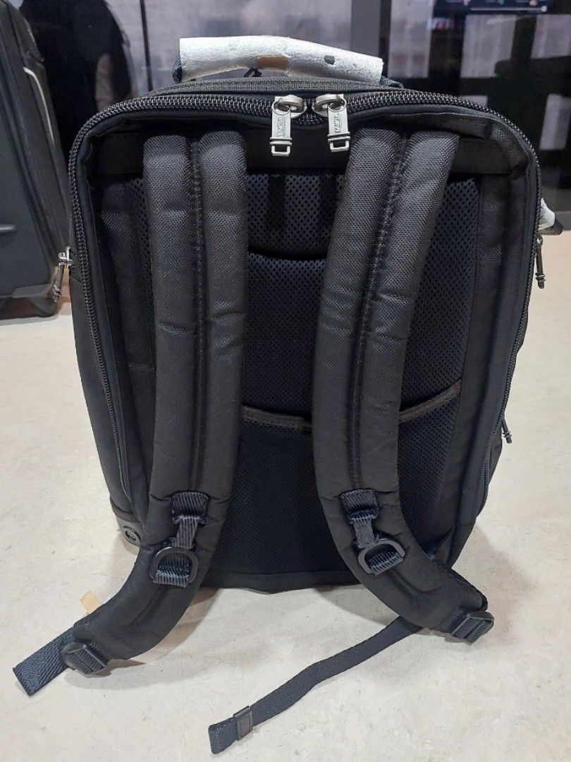 tumi backpack shaw deluxe Hedrick Brief Pack and easy to store Designer Ballistic Nylon Mens Tumi