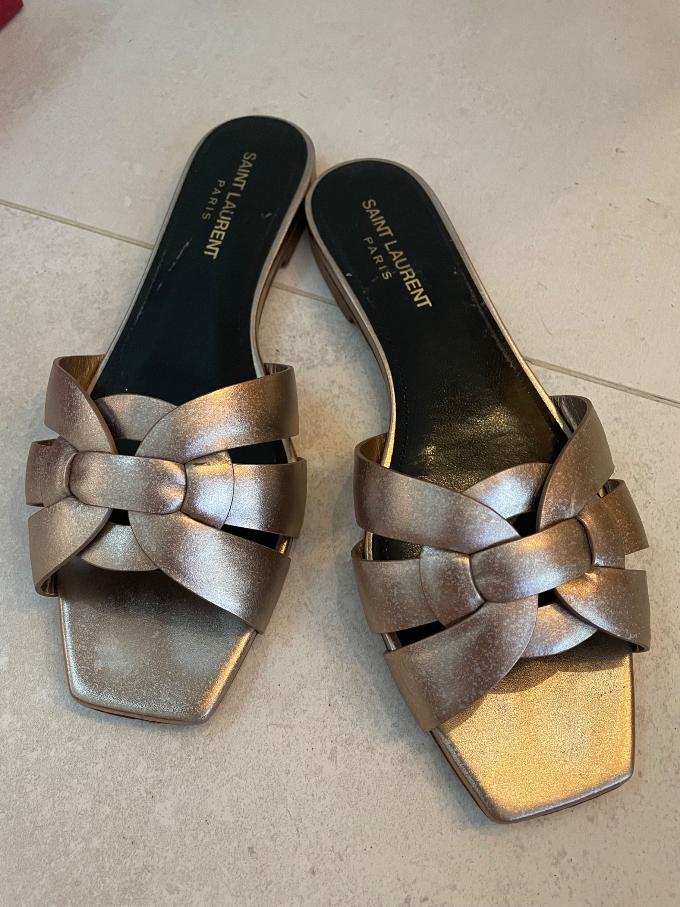 Used saint cheap laurent