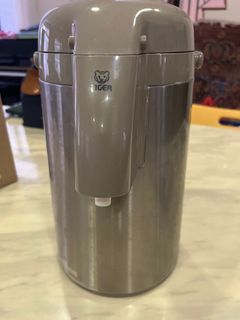 Tiger Hot water dispenser pot, TV & Home Appliances, Kitchen Appliances,  Kettles & Airpots on Carousell