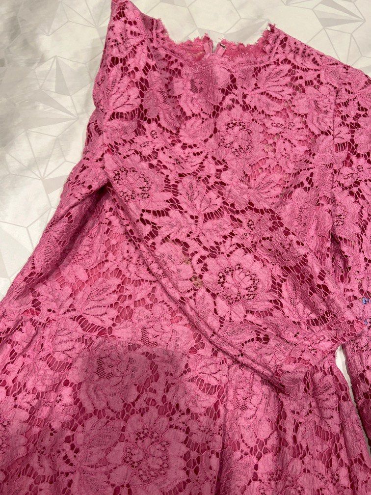 open lace back dress Red Valentino // Black & Pink Scalloped Lace Dress – VSP Consignment