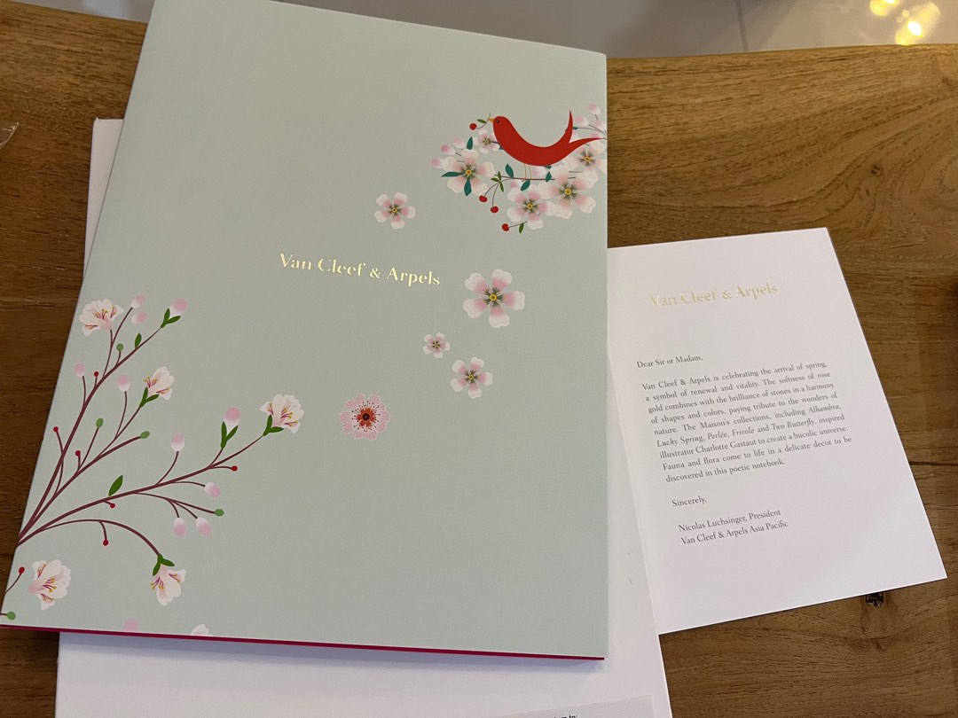 Van Cleef & Arpels (VCA) Catalogue, Hobbies & Toys, Books & Magazines