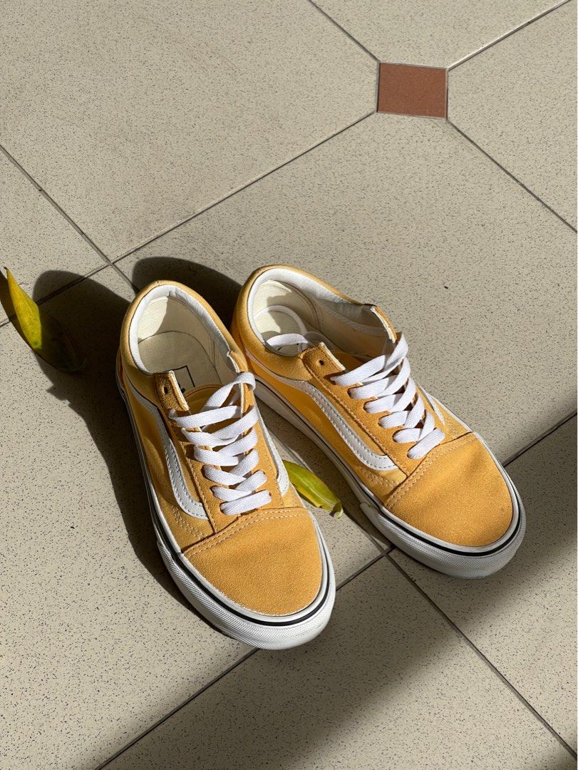Cheap hotsell yellow vans