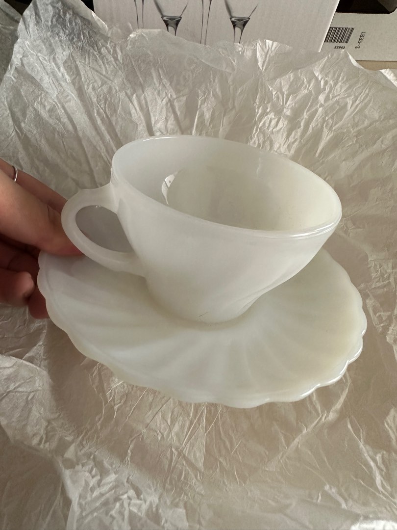 Vintage Anchor Hocking coffee cup set, Furniture & Home Living