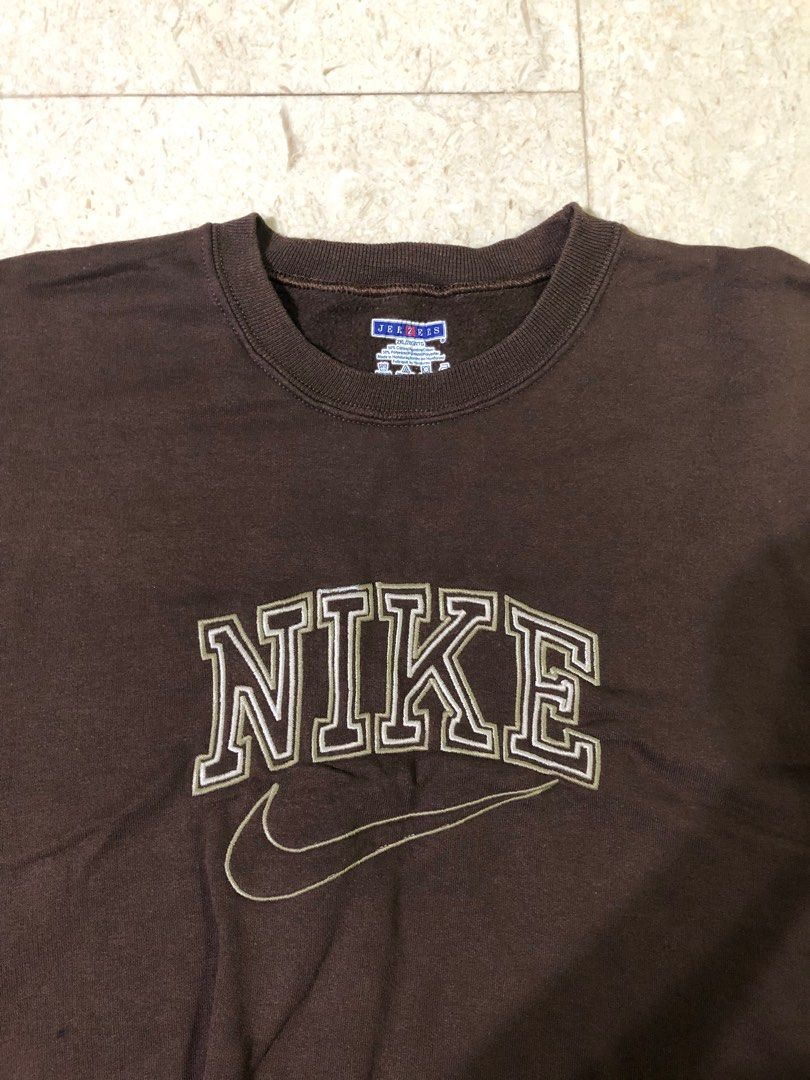 VINTAGE BROWN NIKE SPELLOUT SWEATER SWEATSHIRT JUMPER Men s