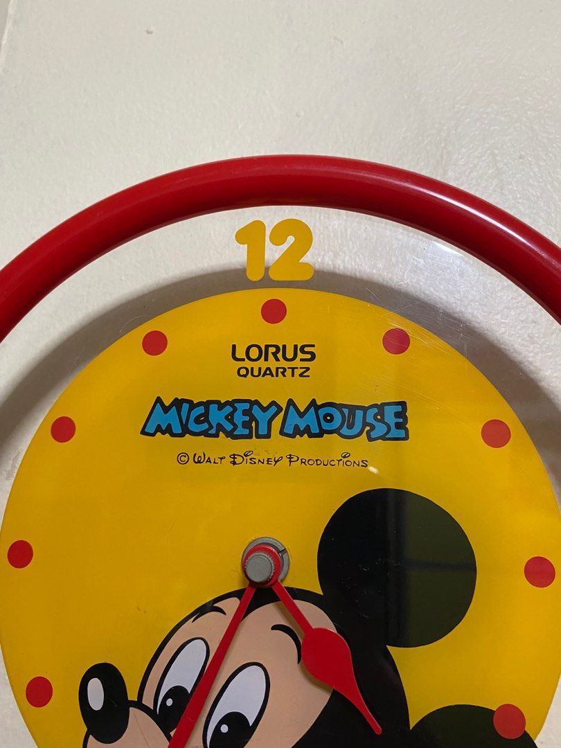 Mickey mouse lorus quartz clock store