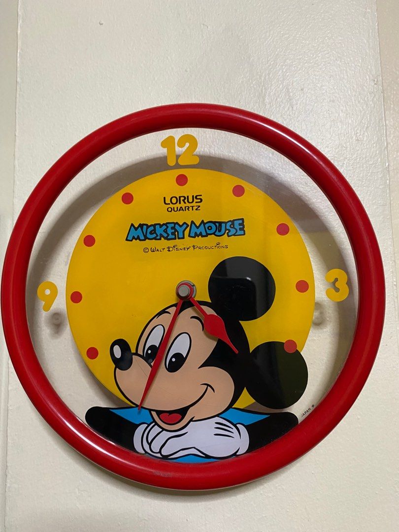 Vintage Mickey Mouse Lorus Quartz Wall Clock VERY RARE Hobbies