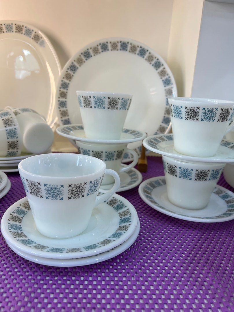 Vintage pyrex jaj chelsea casserole bowl plate cup set 72 pc, Furniture