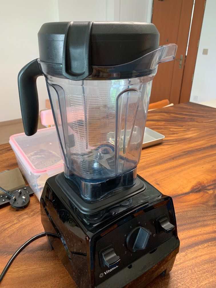Vitamix in Black E320 Blender, TV & Home Appliances, Kitchen Appliances