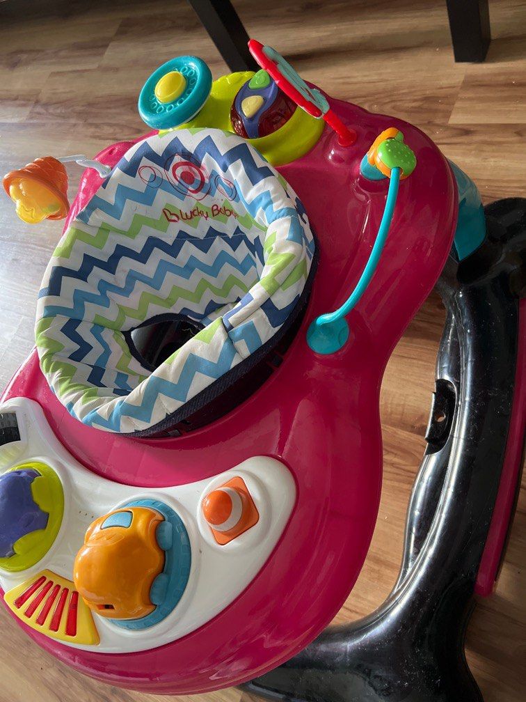 Walker (Category: Infant Playtime) located in Singapore. Submitted by tingz101 (Listing ID 1236783537, Image 3). Description: Bought this walker jumper but jumper part is missing .