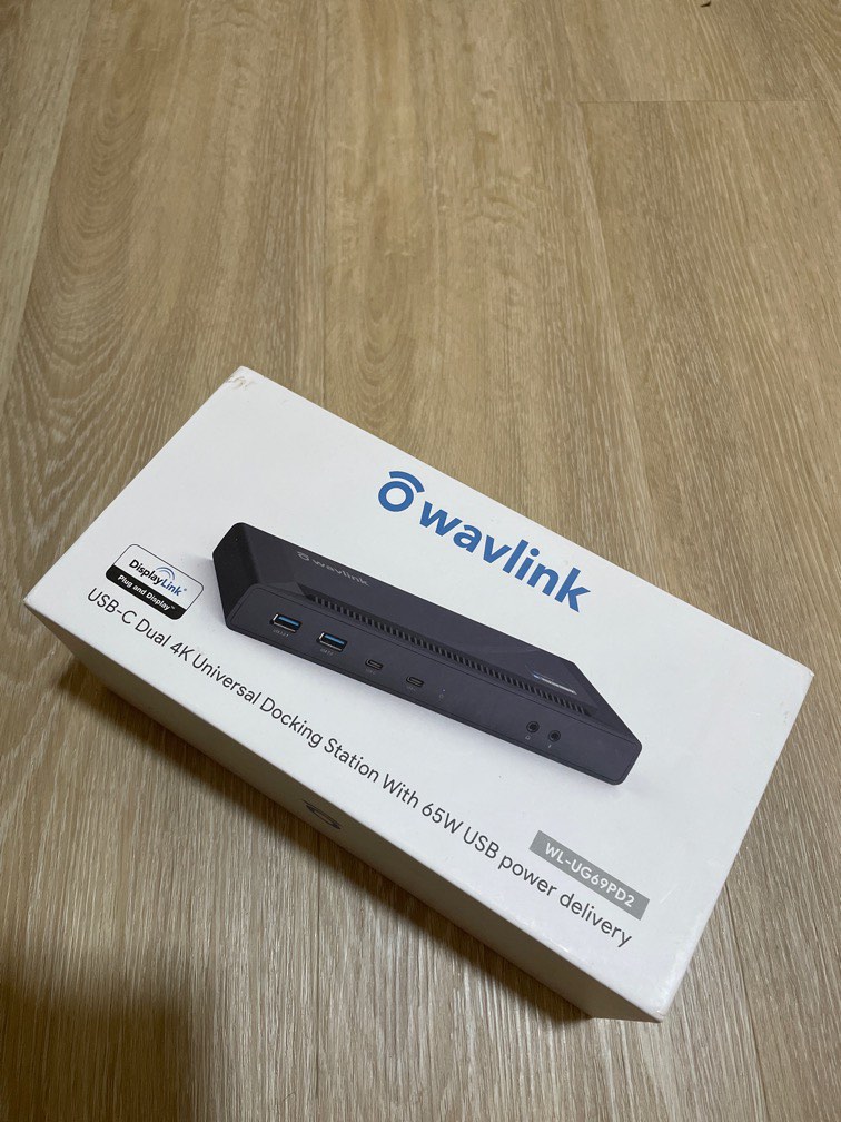 Wavlink docking station, Mobile Phones & Gadgets, Other Gadgets on
