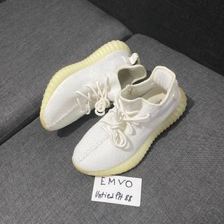 Yeezy 350 v2 'Cream'