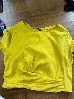 (Category: ) located in . Submitted by lovexdecluttering (Listing ID 1236847356, Image 1). Description: .
