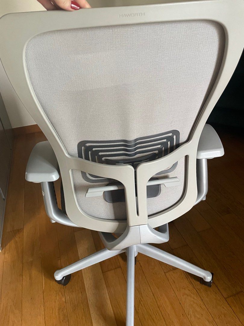 Zody Haworth desk chair, Furniture & Home Living, Furniture, Chairs on