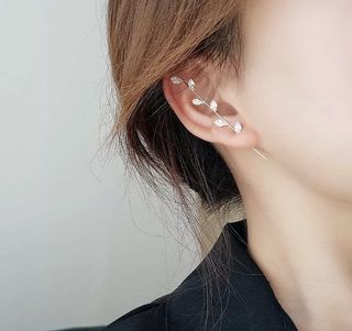 (Category: ) located in . Submitted by buysellcloset (Listing ID 1237071637, Image 1). Description: .
