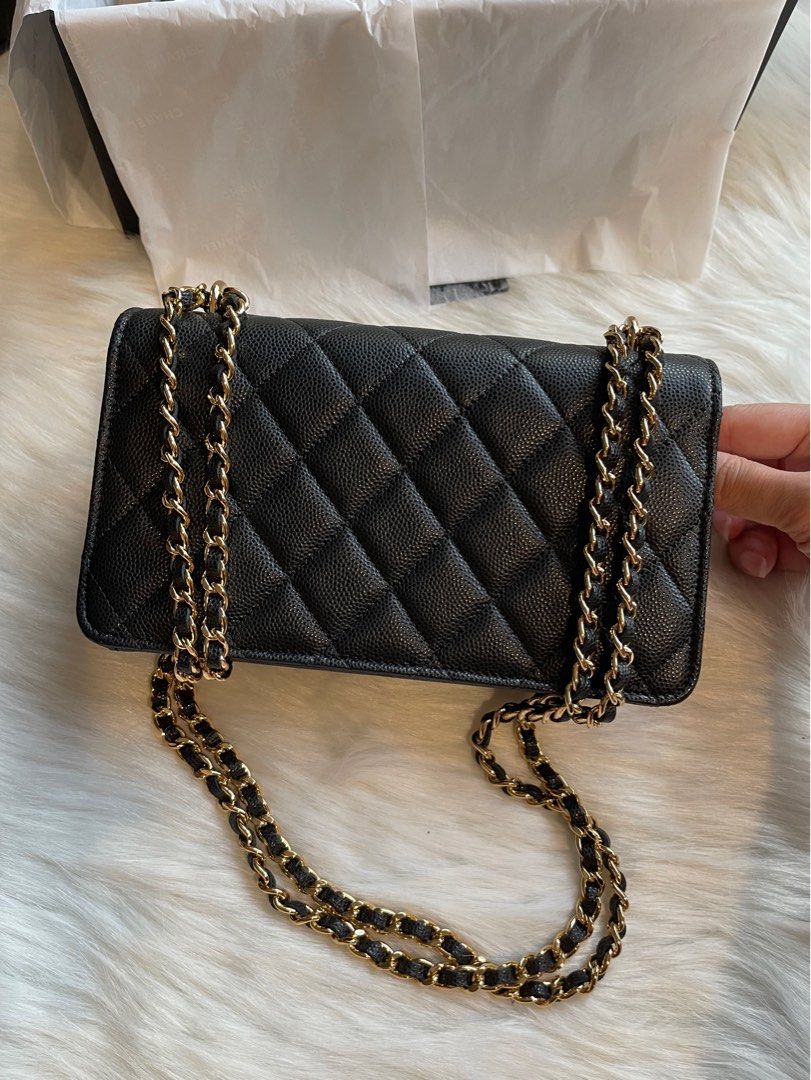 Chanel vintage Wallet on Chain shoulder bag Black Leather ref.521546 - Joli  Closet