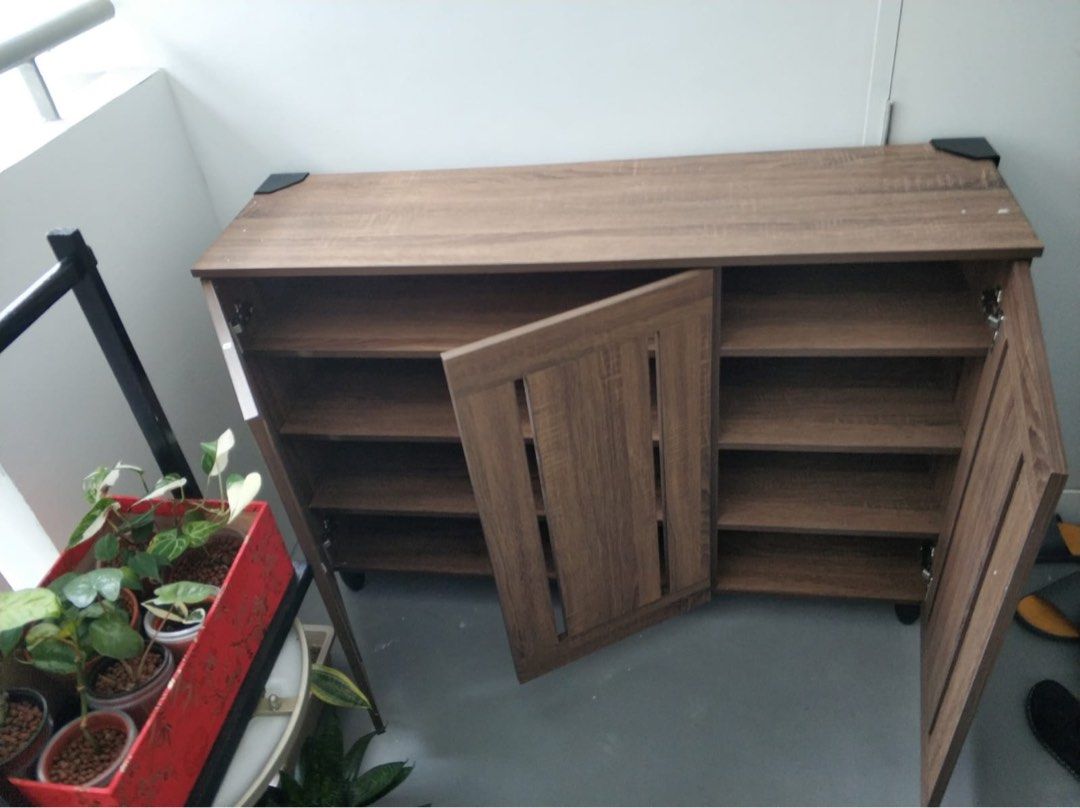 3 door cabinet defect unit, Furniture & Home Living, Furniture, Shelves ...