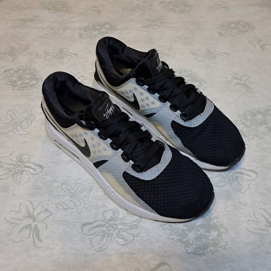 Nike air online max zero uk