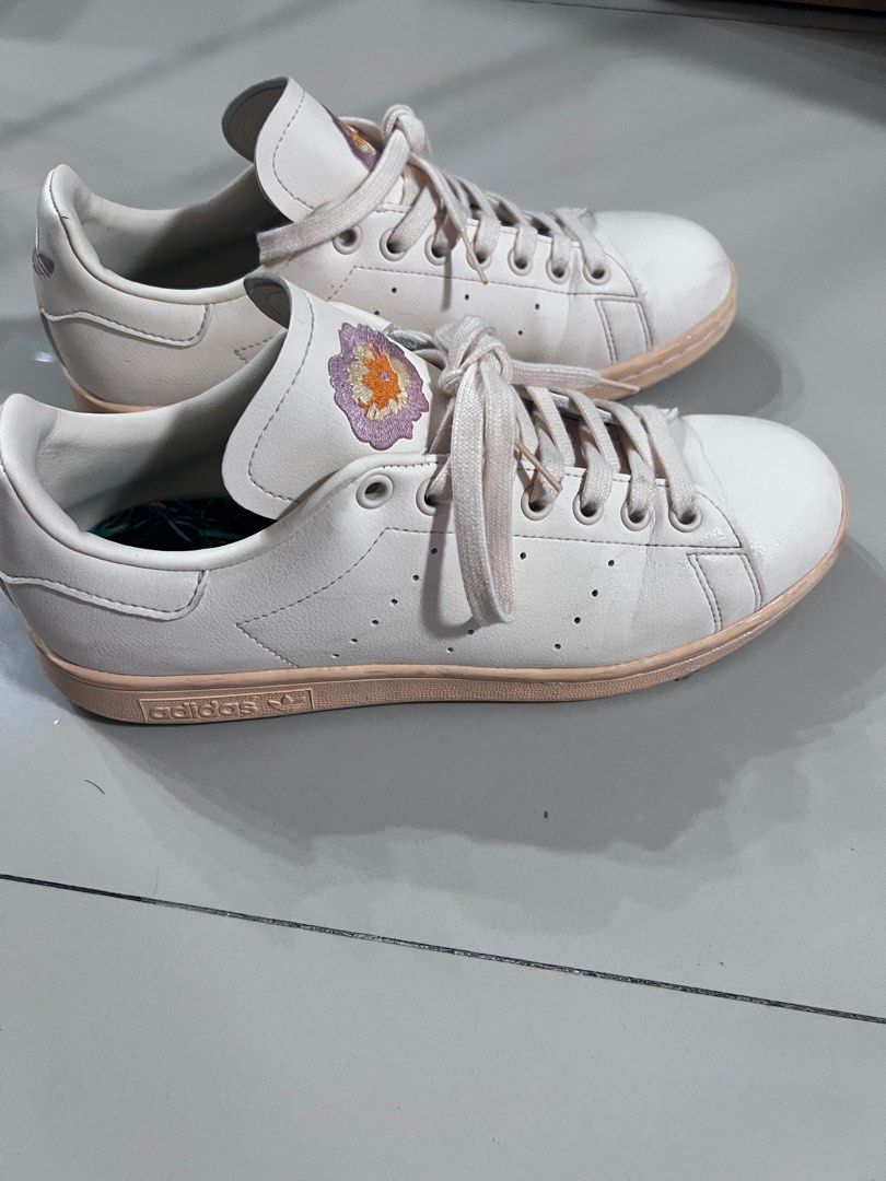 Peach adidas stan shop smith