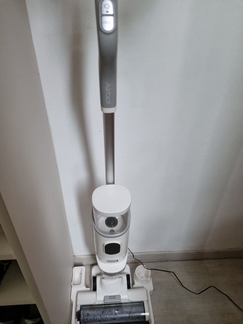 Airbot wet and dry vacuum, TV & Home Appliances, Vacuum Cleaner