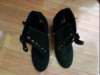 (Category: ) located in . Submitted by are2worried (Listing ID 1237030278, Image 1). Description: .
