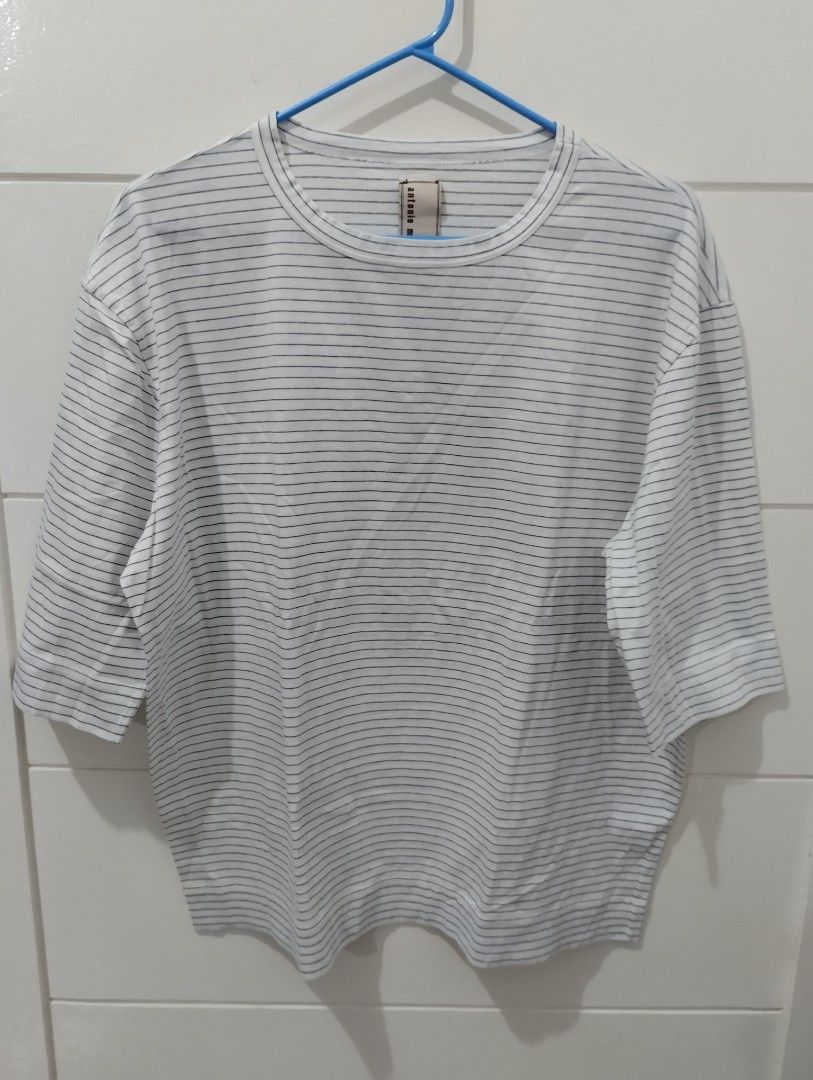 Antonio Marras T-shirt (Category: Shirts) located in Mabalacat. Submitted by uniqlover (Listing ID 1237106059, Image 1). Description: xs on label best fits large frame.