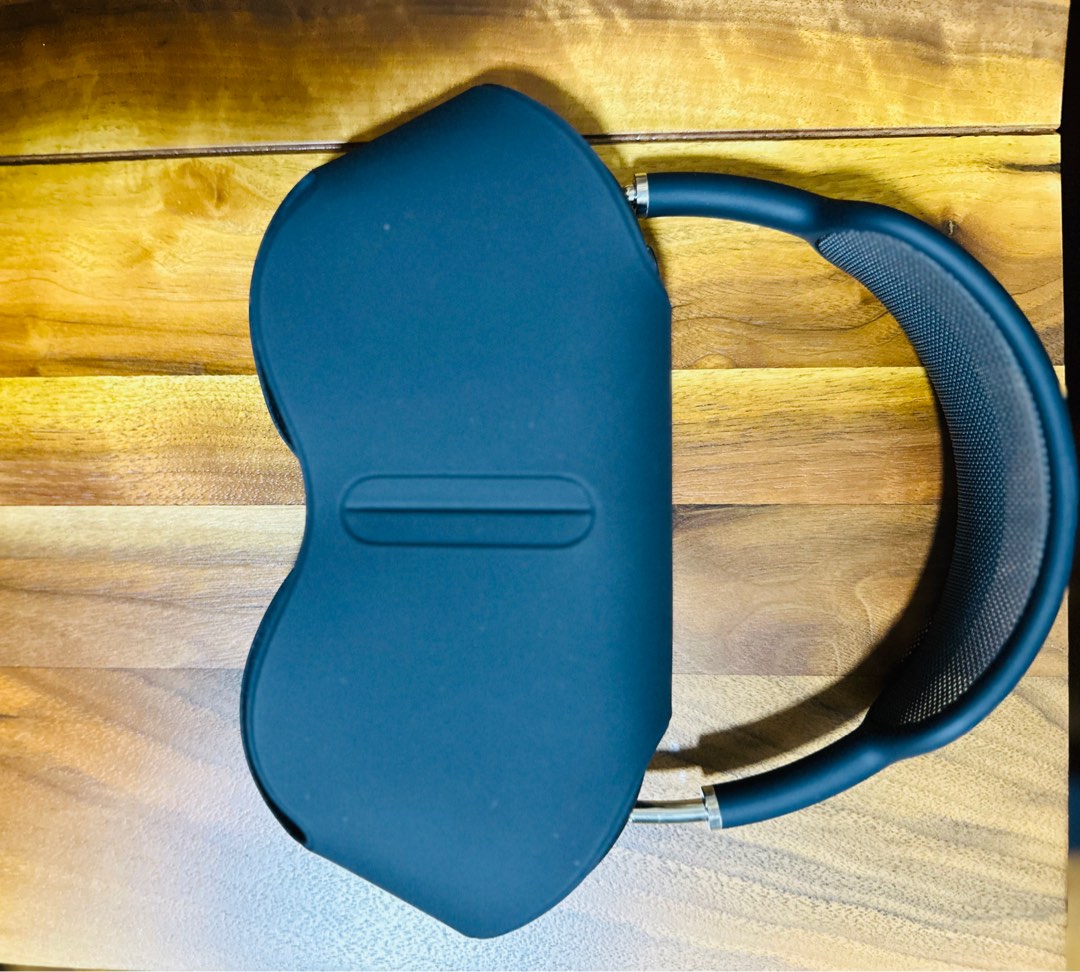Apple AirPod Max grey colour , Audio, Headphones & Headsets on Carousell