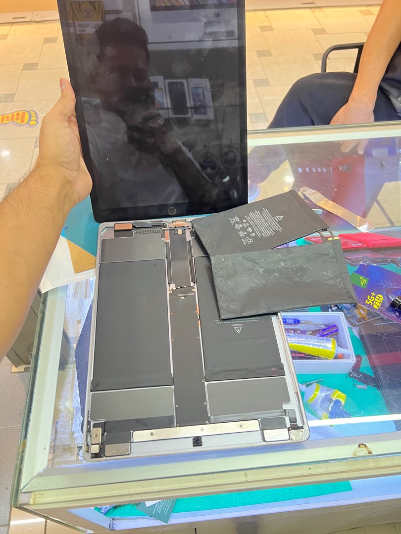 Apple ipad Battery/screen/spare parts replacements, Mobile Phones