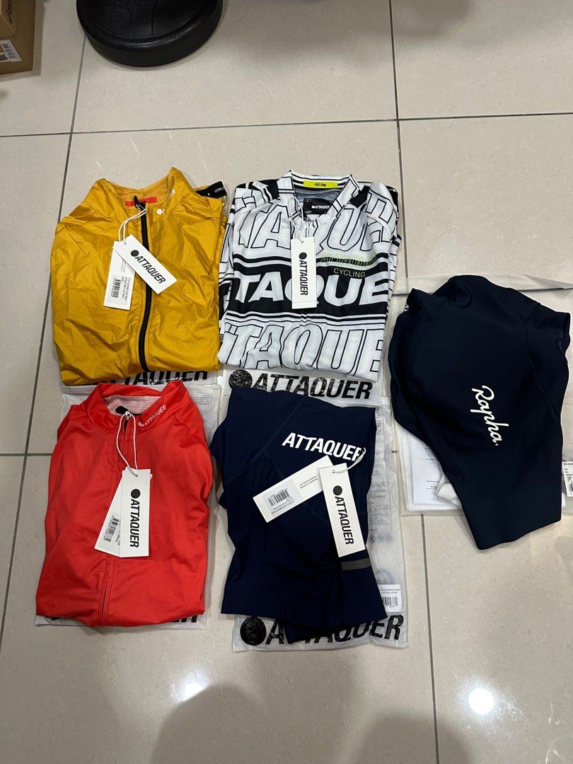Attaquer rapha bib jersey (Category: Activewear) located in Kuala Lumpur. Submitted by dobilayandiri (Listing ID 1237149328, Image 1). Description: All Day Stripe Type Jersey Black/White Condition 9.8/10 Size L Rm320 A-Line 21 Lightweight Jacket Wattle Size L RM380 All Day 3/4 Bib Navy/White Condition 9/10 Size M 550 A-Line Jersey Red Condition 9.5/10 Size L 300 Rapha Core Bib Shorts navy Condition 9/10 Size M 400 #rapha #maap #attaquer.