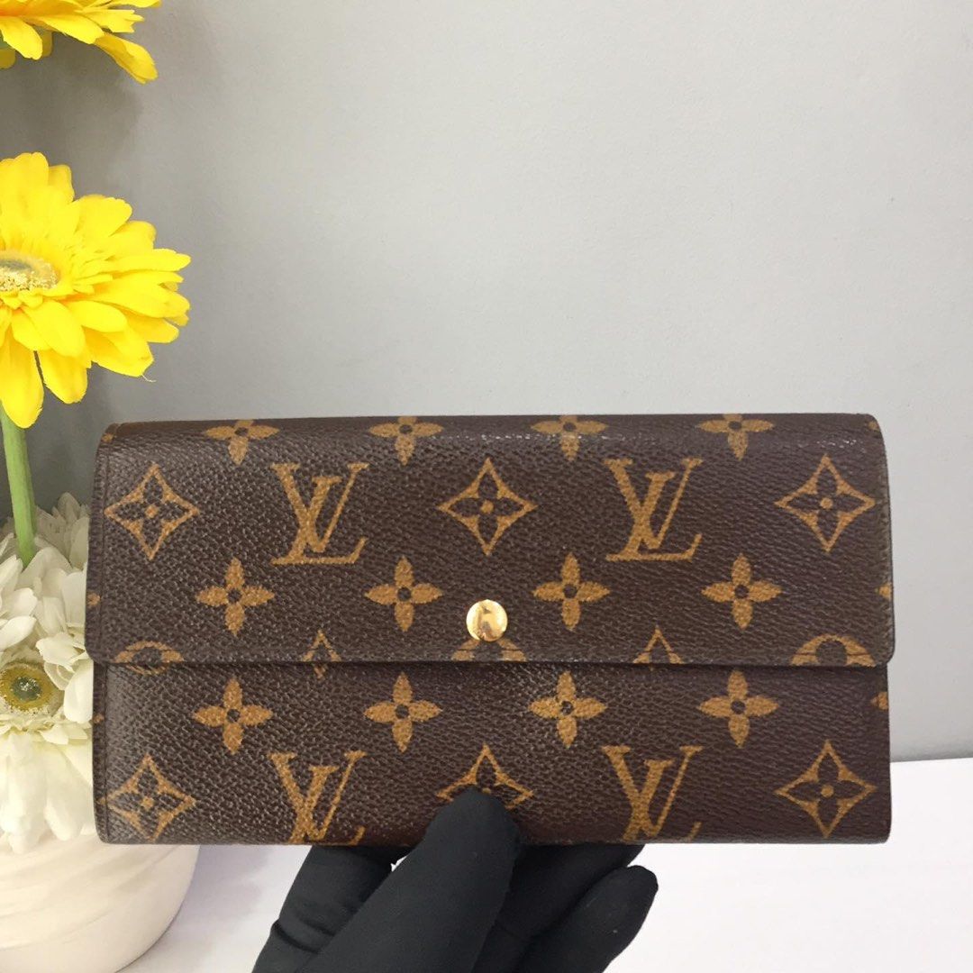Authentic LV Monogram Wallet, Luxury, Bags & Wallets on Carousell