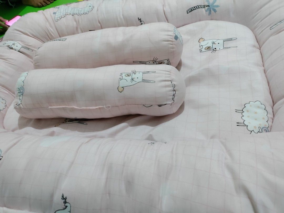 Baby Nest Pink Haven (Category: Cots & Cribs) located in Paranaque City. Submitted by jmancera21 (Listing ID 1237101731, Image 2). Description: Original Price P1500 Selling it for only P600 No issue. Na stock lng at d gaano nagamit ni baby. Labhan nyo na lng po..