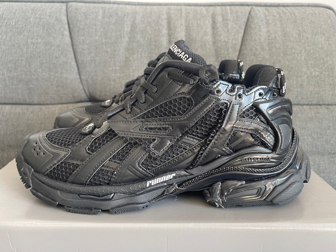 Balenciaga Runner, Men's Fashion, Footwear, Sneakers on Carousell