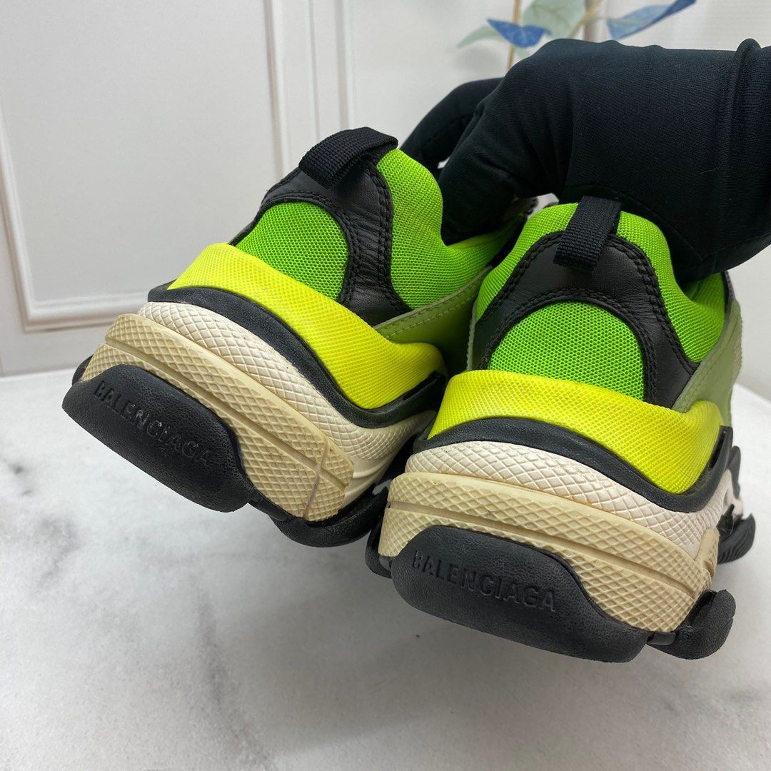 Balenciaga triple s verdi top