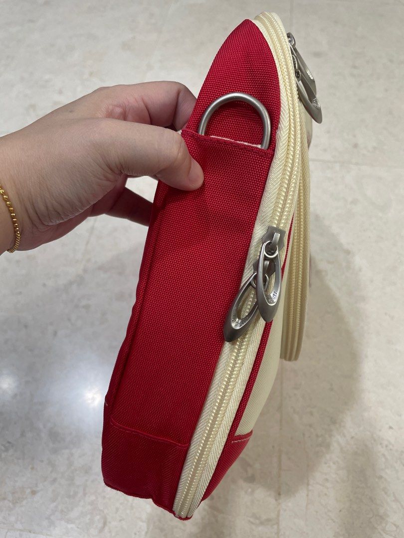 BNWT Terminus Laptop Tablet Bag Red, Computers Tech, Parts