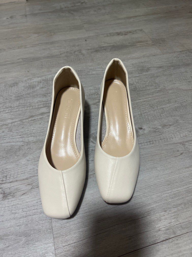 White block court heels new arrivals