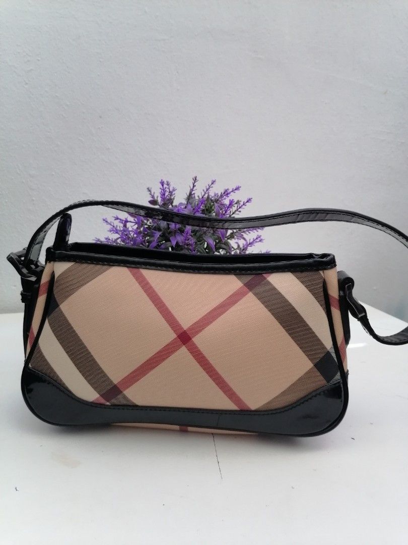 Small burberry shoulder bag sale
