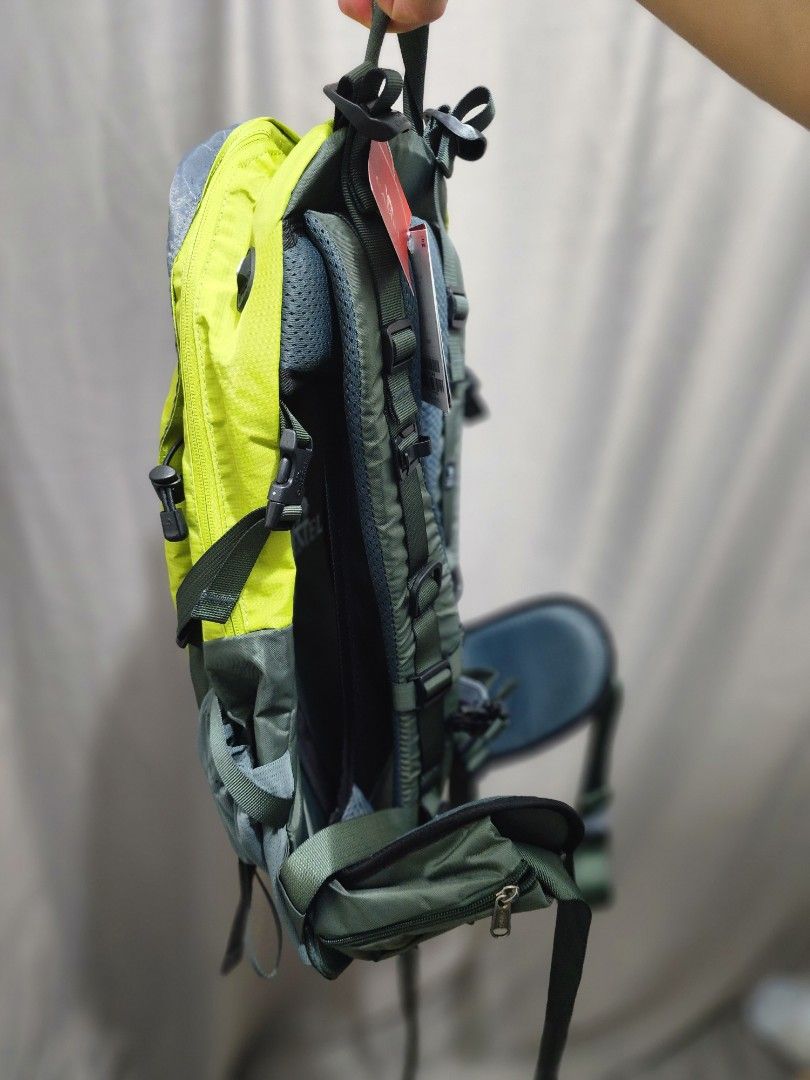 camel 40L outdoor hiking backpack Men s Fashion Bags Backpacks