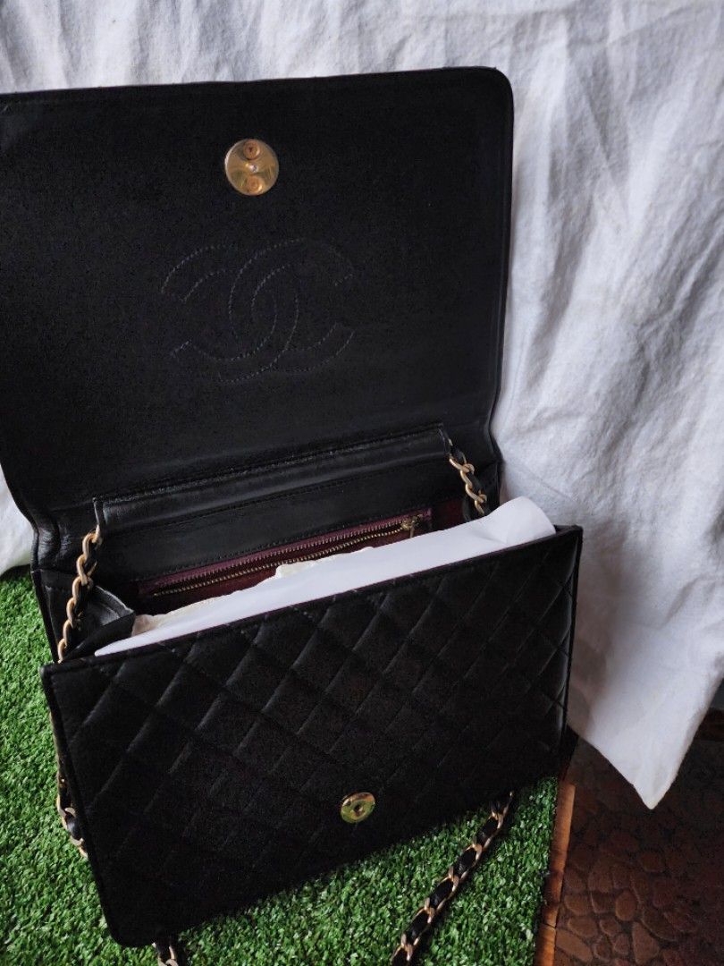 Vintage Chanel Black Full Flap Bag eclair zipper, Luxury, Bags & Wallets on  Carousell