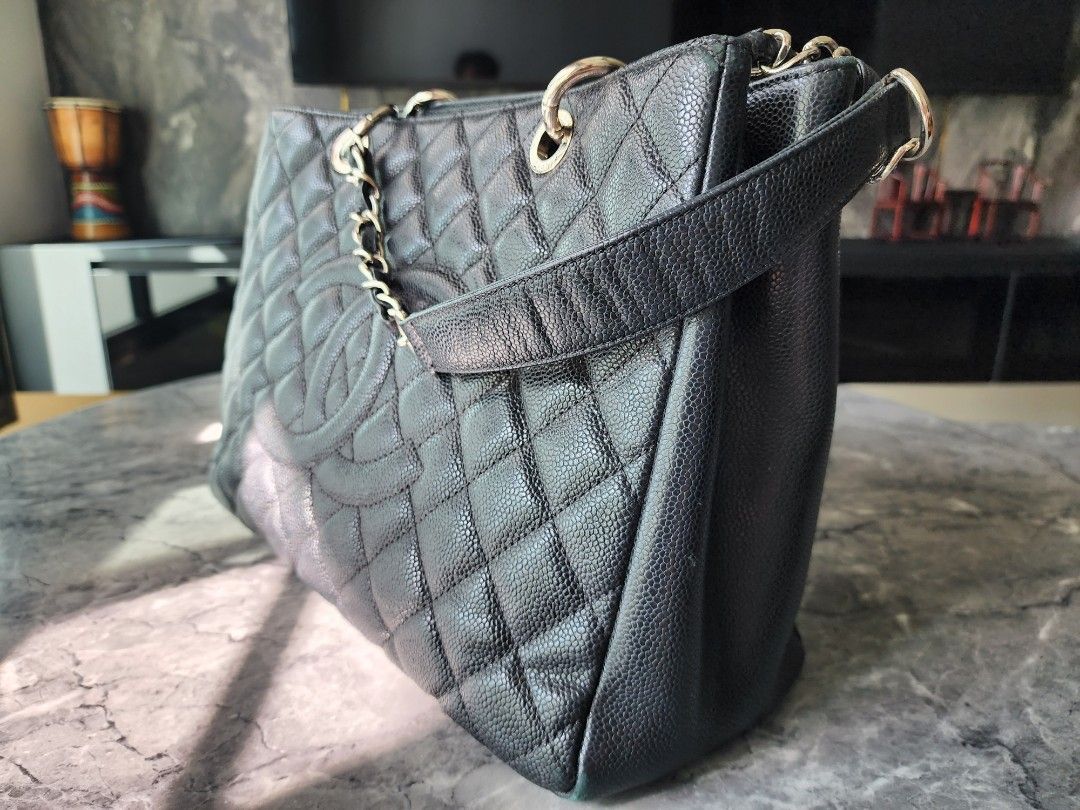 Chanel Grand Shopping Tote (GST) Bag, Luxury, Bags & Wallets on Carousell