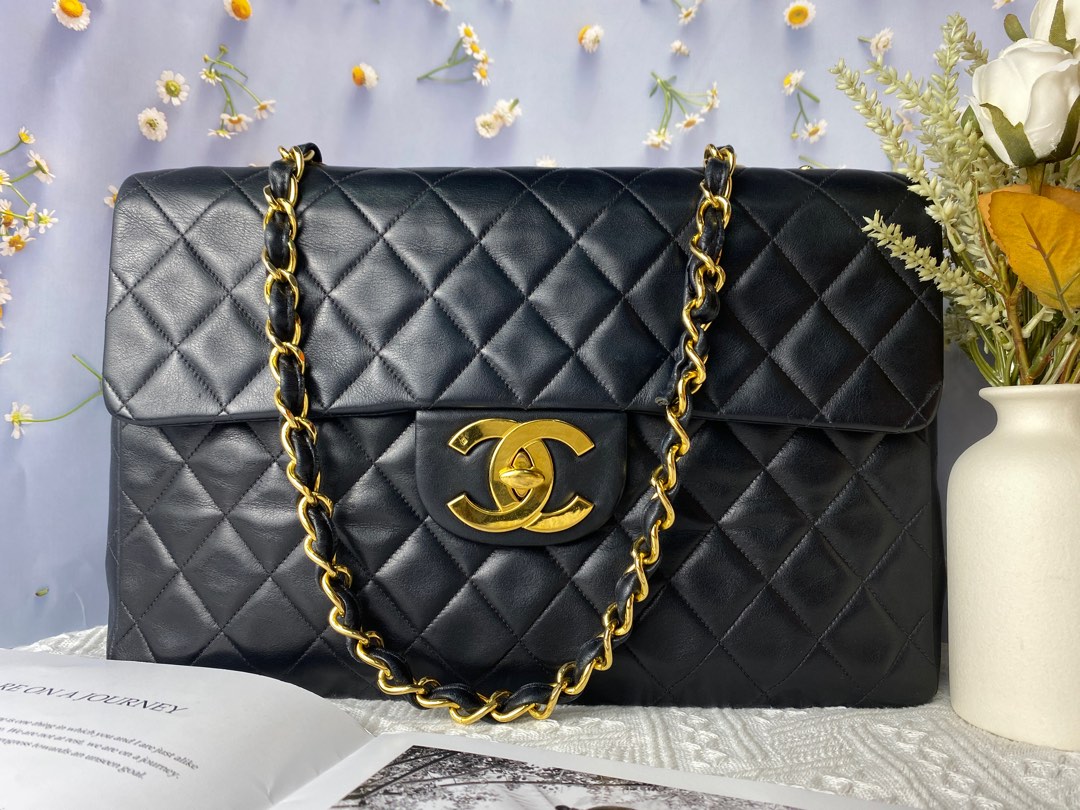 Chanel vintage jumbo xl classic flap store