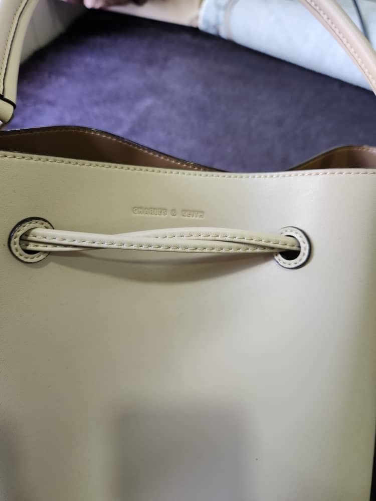 The luvres bag sales