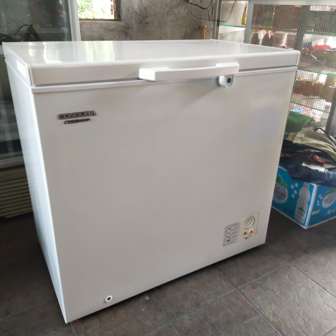 Chest type freezer on Carousell