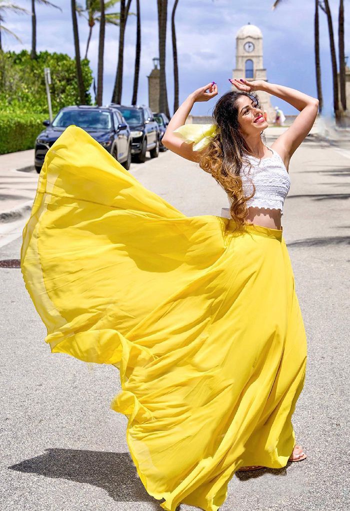 Chicwish, Skirts, Chicwish Flower Season Chiffon Maxi Skirt In Yellow  Medium Excellent Condition