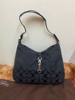COACH 肩背包