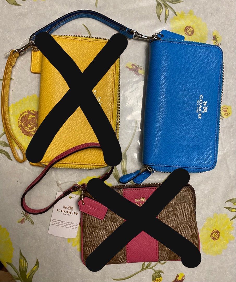 Coach wallet wristlet 2025 outlet